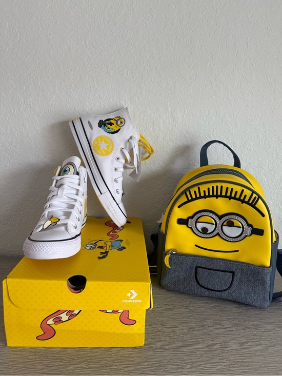 Converse Shoes - New womens Converse White & Yellow Minions High-Top shoes, backpack